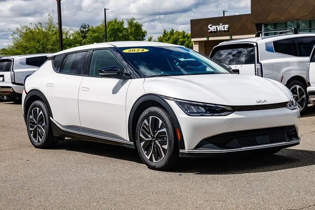 2024 Kia EV6 Light