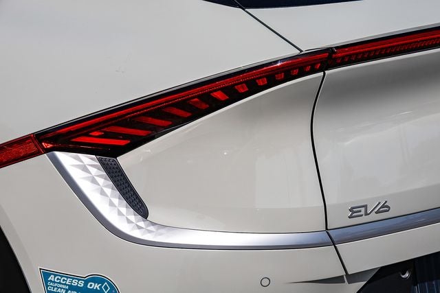 2024 Kia EV6 Light