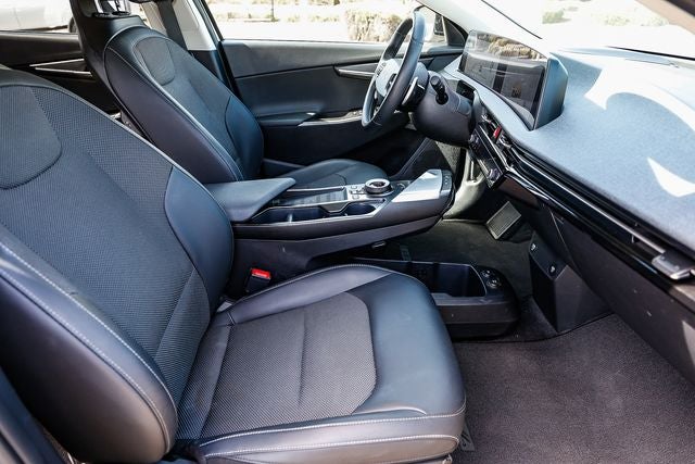 2024 Kia EV6 Light