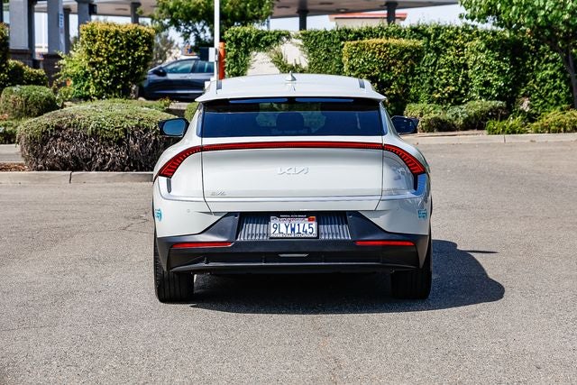 2024 Kia EV6 Light