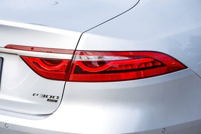 2021 Jaguar XF R-Dynamic SE
