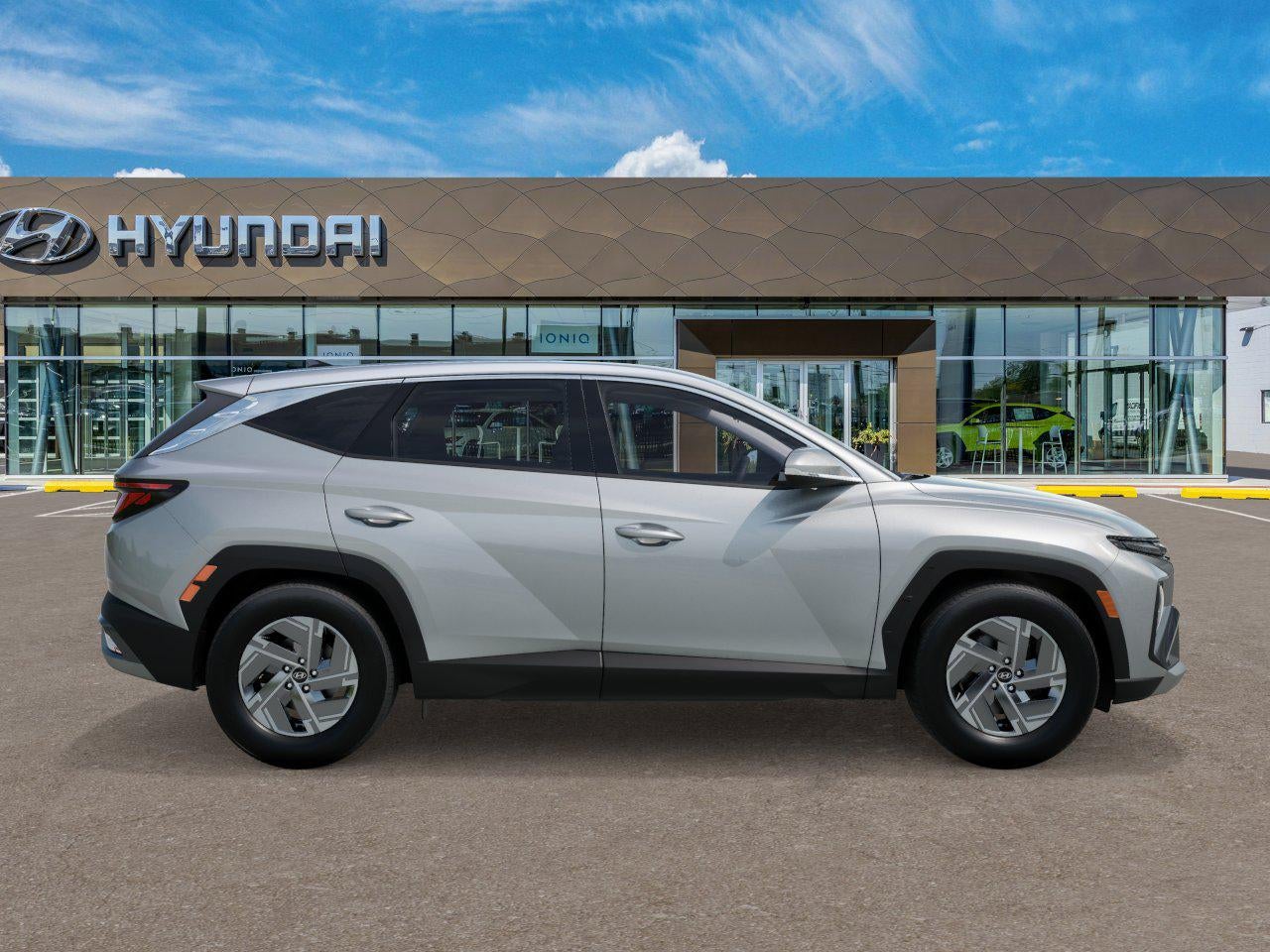 2026 Hyundai Tucson Hybrid Blue SE